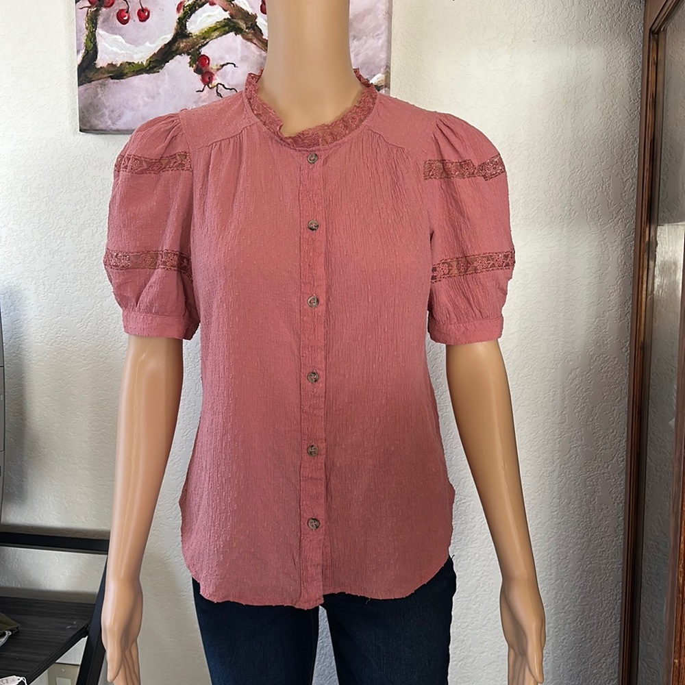 E & M Blush Blouse